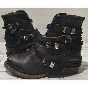 Freebird by Steven Crue Size 7 Womens New Condition Distressed Black